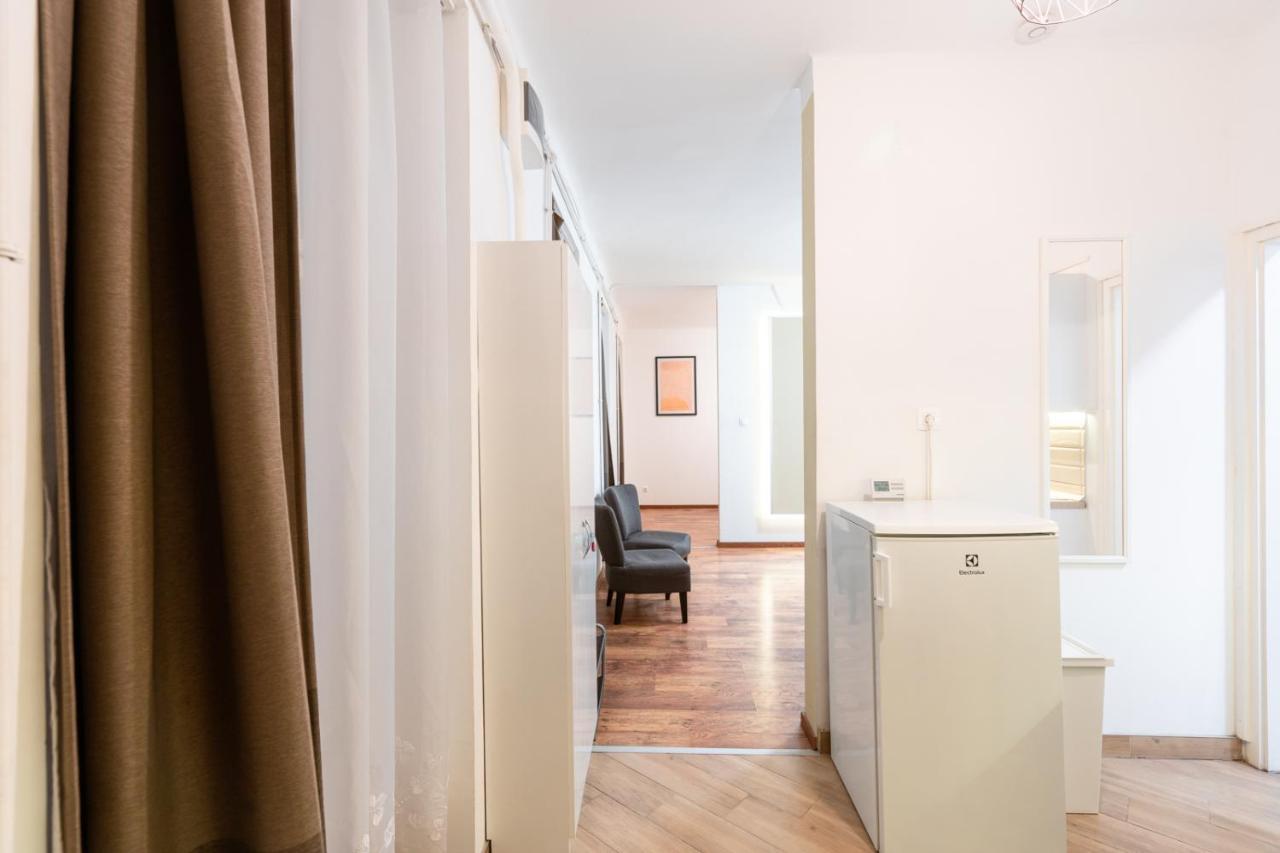 Central Seven Erzsebet Krt Budapest Exterior photo